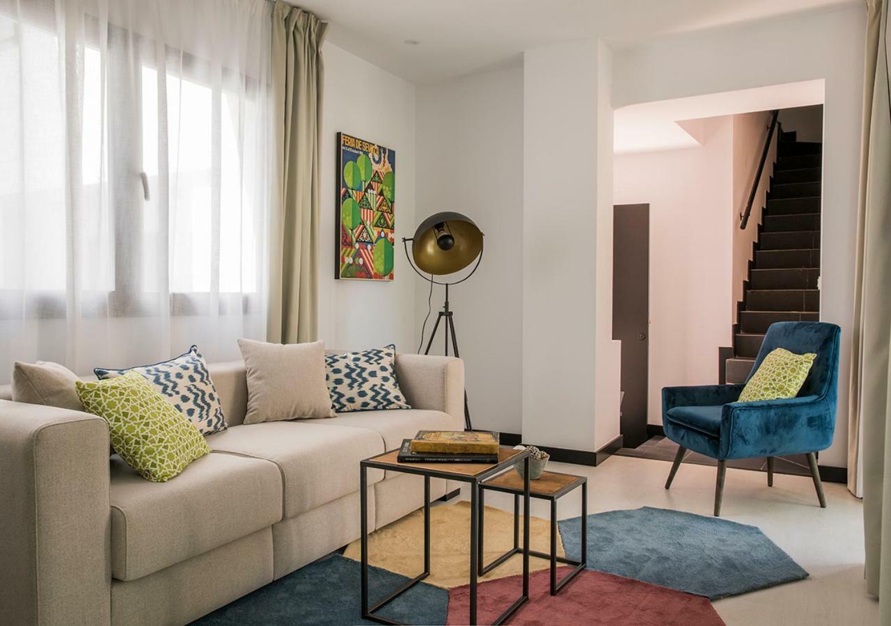 Feria Pool & Luxury Apartment Seville Ngoại thất bức ảnh