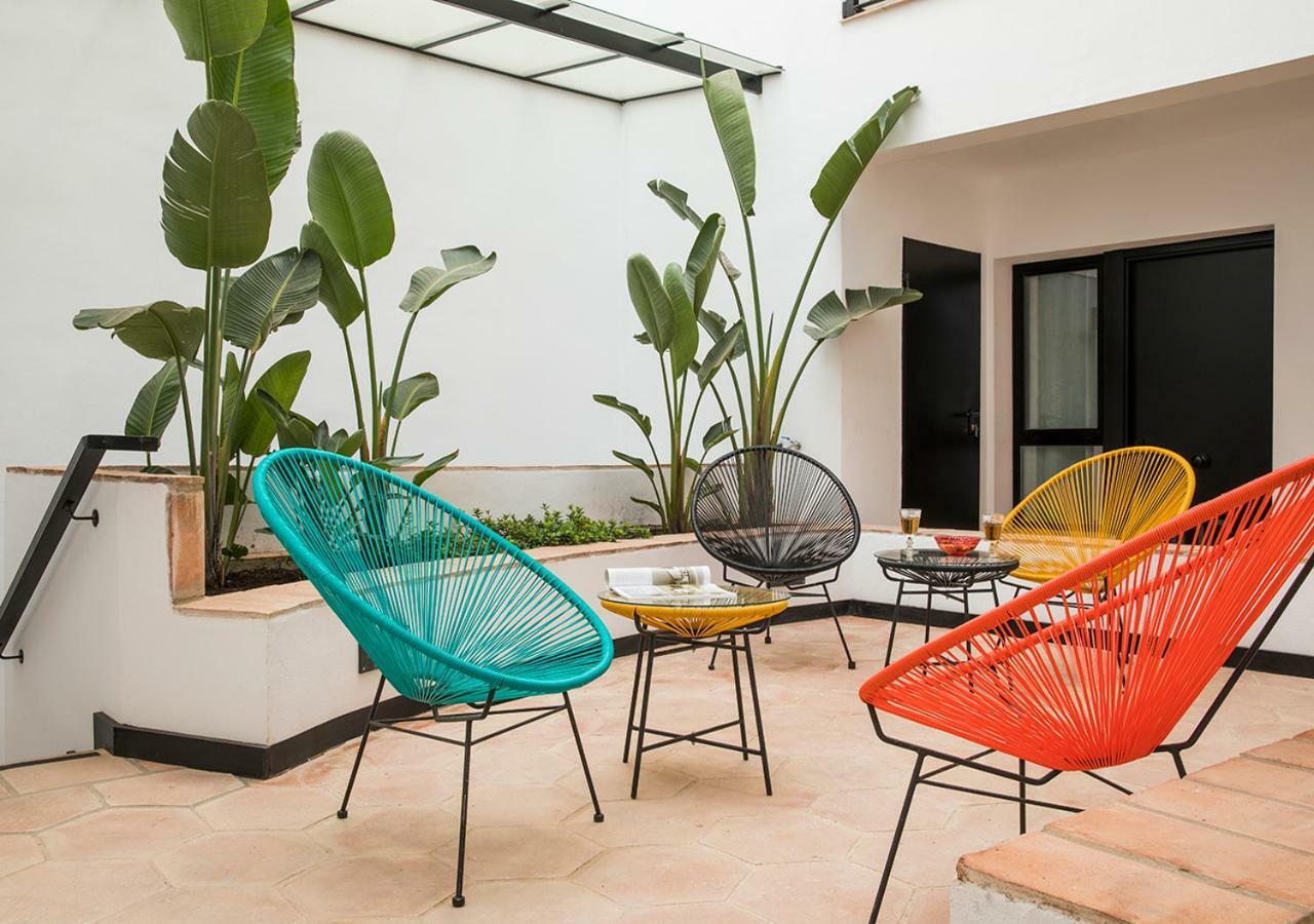 Feria Pool & Luxury Apartment Seville Ngoại thất bức ảnh
