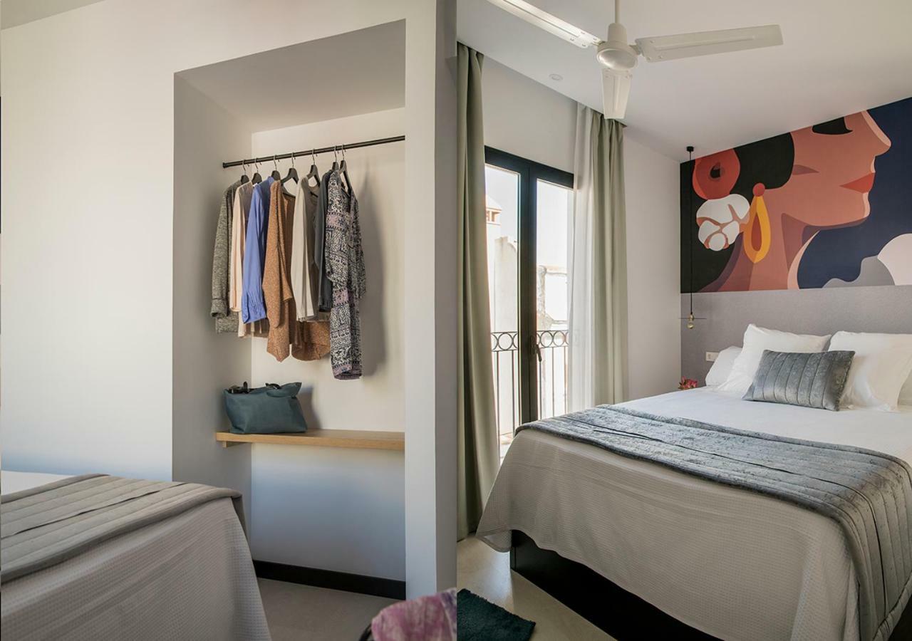 Feria Pool & Luxury Apartment Seville Ngoại thất bức ảnh