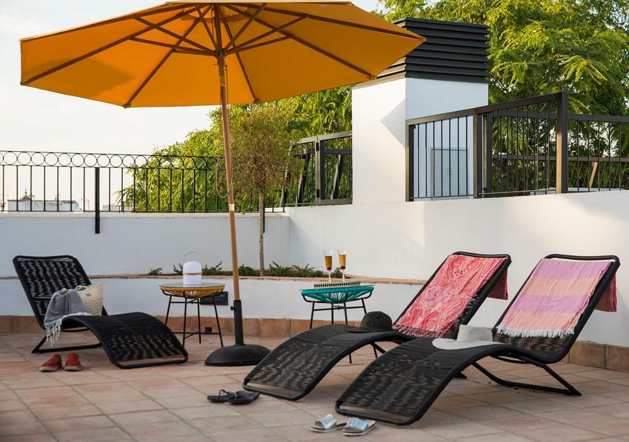 Feria Pool & Luxury Apartment Seville Ngoại thất bức ảnh